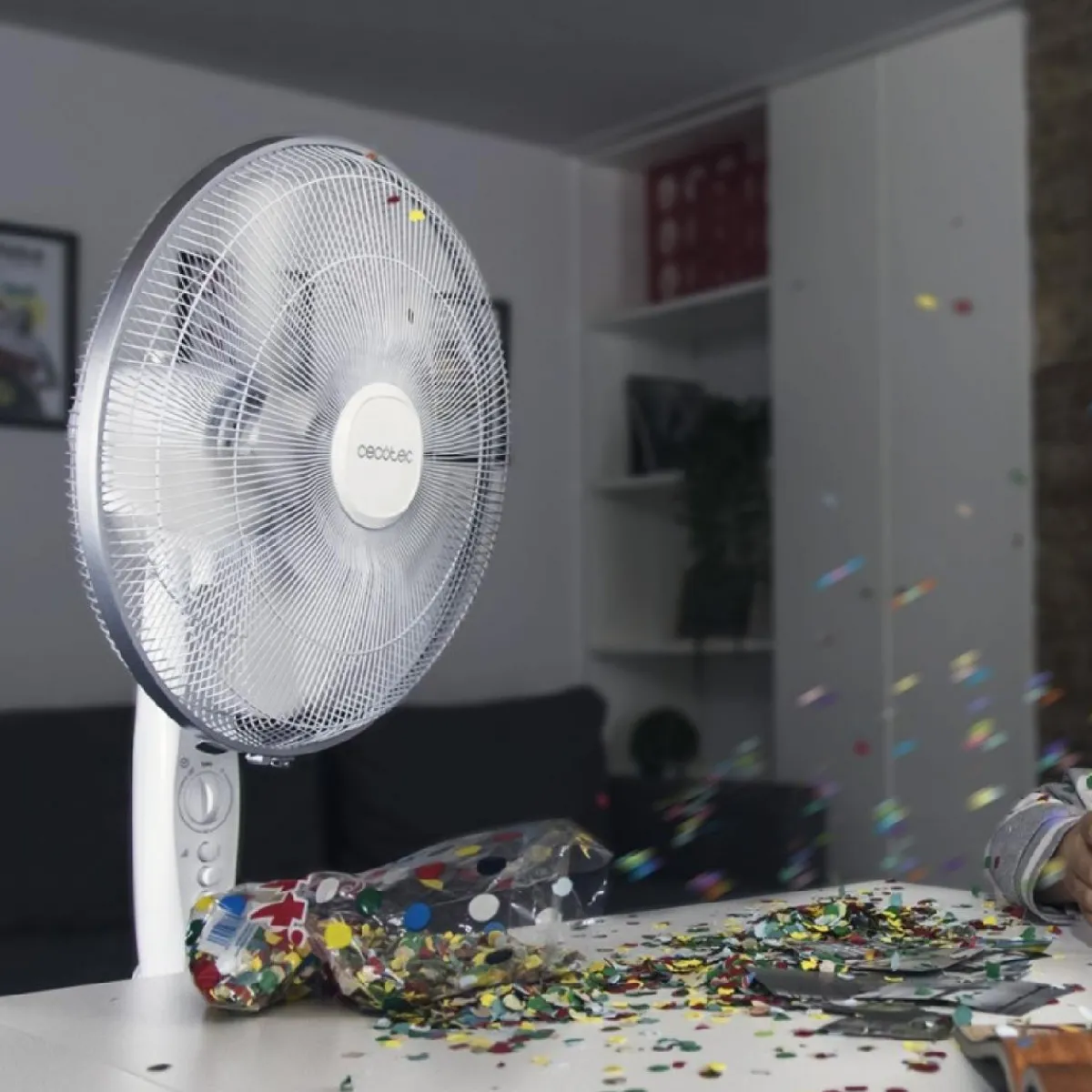 Sale MyMobel Cecotec Ventiladores de pie Ventilador de pie EnergySilence 1010 Extremeflow